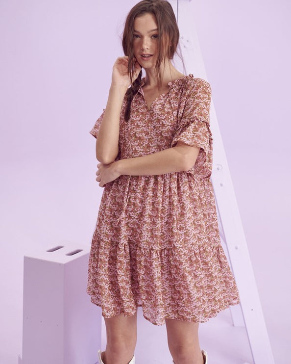 Charming Floral V-Neck Mini Dress with Ruffled Sleeves