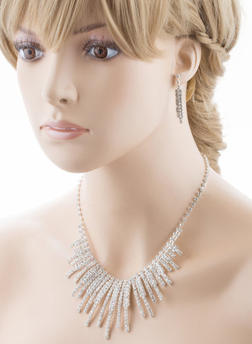 Bridal Wedding Jewelry Crystal Rhinestone Alluring Grand Necklace J546 Silver