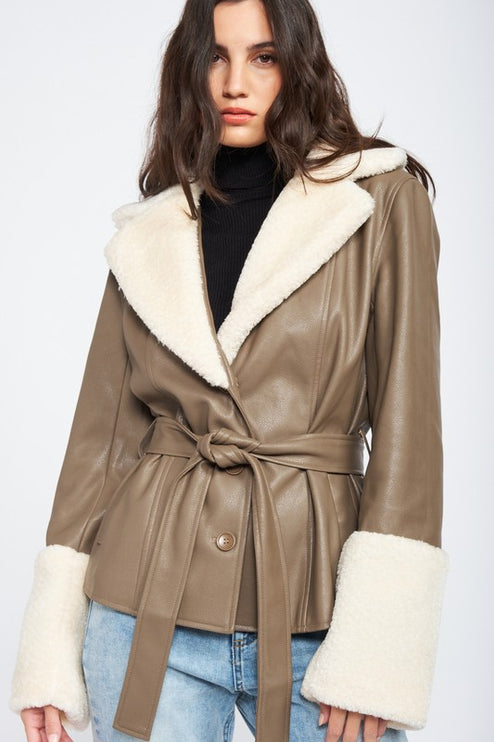 Chic Fashion Stylish Belted Faux Shearing Trimmed Outwear Fashion Jacket - Accessoriesforever