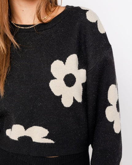 Cute Floral Daisy Pattern Long Sleeve Cropped Sweater