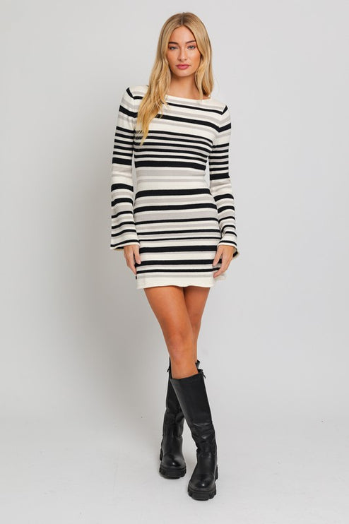 Chic Stylish Boat Neck Bell Sleeve Sweater Dress