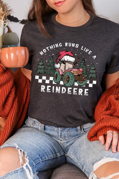 Reindeer Tractor Christmas Holiday Unisex Short Sleeve Graphic Tee T-Shirt