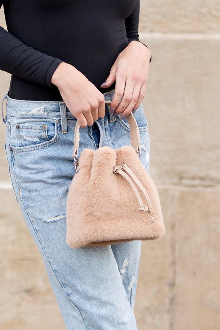 Chic Luxurious Soft Plush Faux Fur Top Handle Fashion Handbag Crossbody Bag - Accessoriesforever