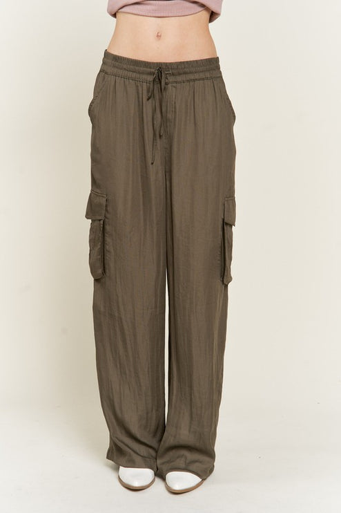 Comfort Fit Cargo Pull-On Pants with Elastic Waist - Accessoriesforever