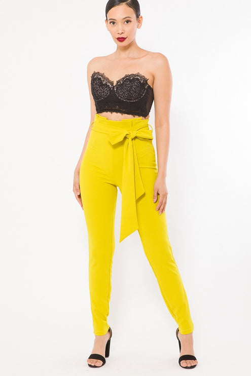 High Waist Skinny Pants with Belt Detail Stretchy & Chic Design
