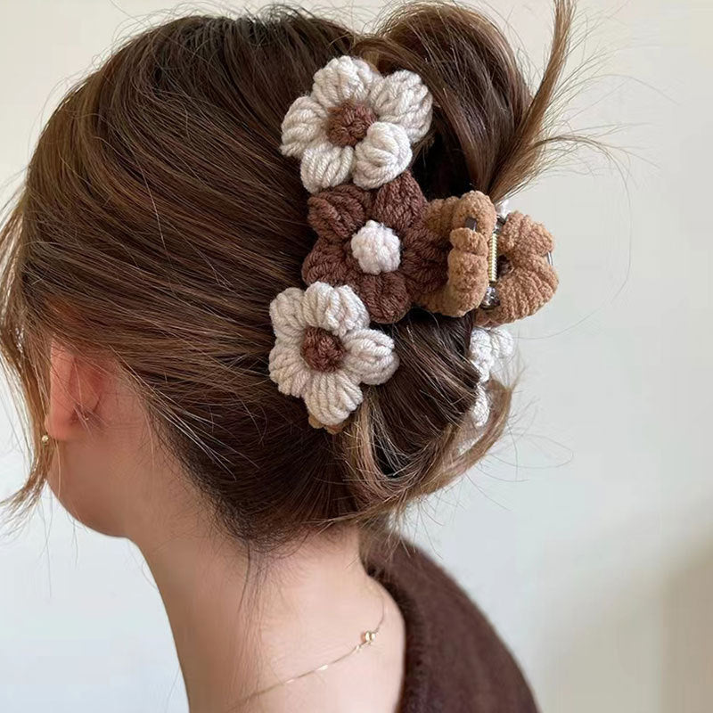 Adorable Floral Pattern Cotton Wool Fashion Hair Jewelry Claw Clip