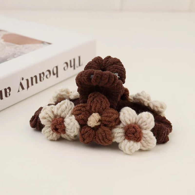 Adorable Floral Pattern Cotton Wool Fashion Hair Jewelry Claw Clip