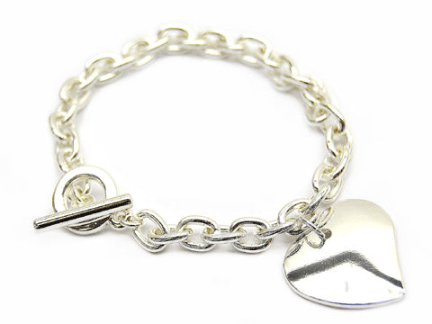 Metal Heart Charm Link Toggle Bracelet