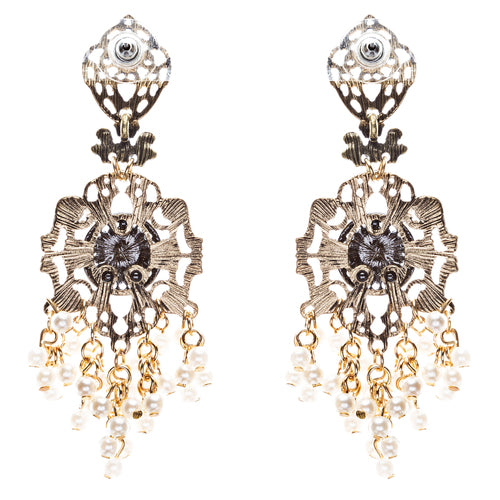 Elegance Fashion Crystal Rhinestone Beautifully Crafted Earrings E812 Cream