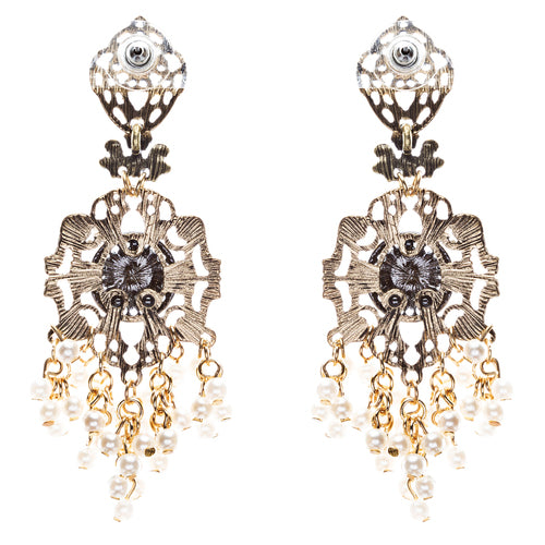 Elegance Fashion Crystal Rhinestone Beautifully Crafted Earrings E812 Cream