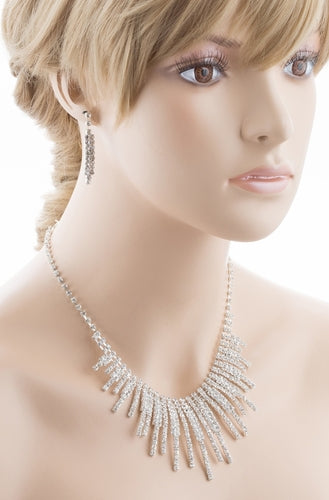 Bridal Wedding Jewelry Crystal Rhinestone Alluring Grand Necklace J546 Silver
